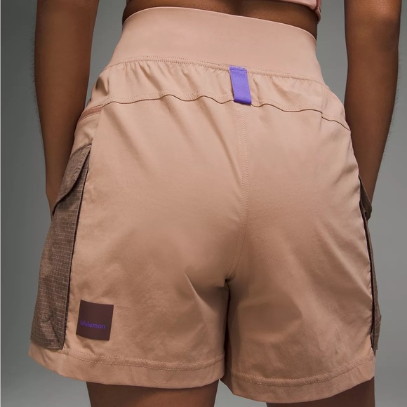 NWT Lululemon Multi-Pocket Cargo High-Rise Hiking Short 5" Size 2 - Picture 6 of 12
